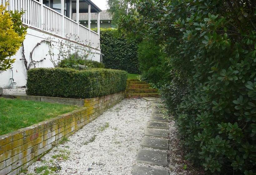 Nelson Heights Bed & Breakfast 8