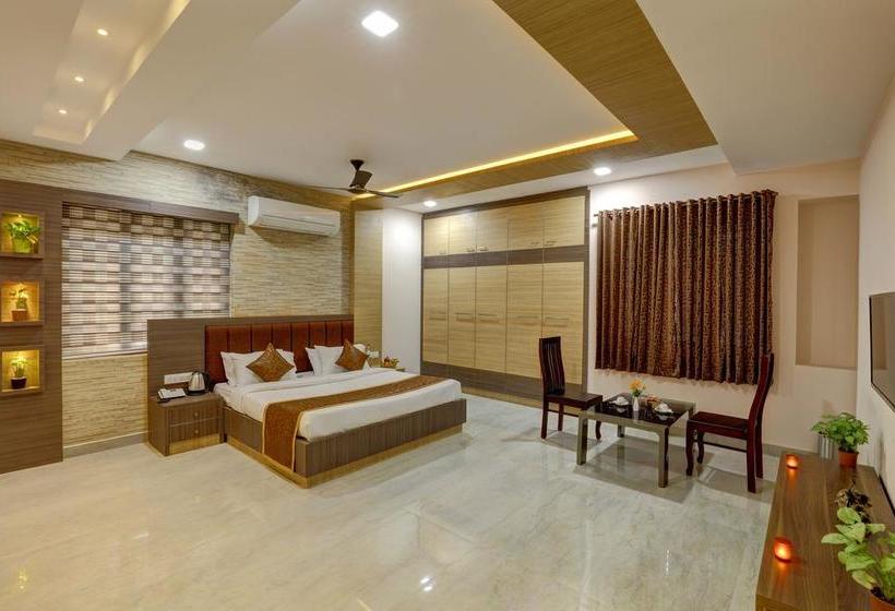 Bed and Breakfast Nadhiyoram 2