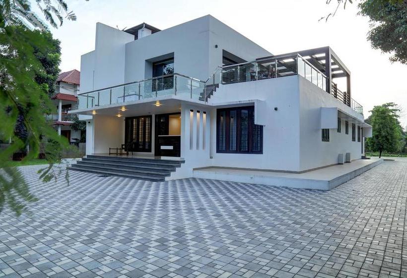 Bed and Breakfast Nadhiyoram 8