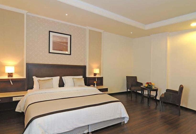 Hotel Blue Saphire Clarks Inn 5