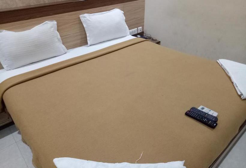 Hotel Deccan Park 13