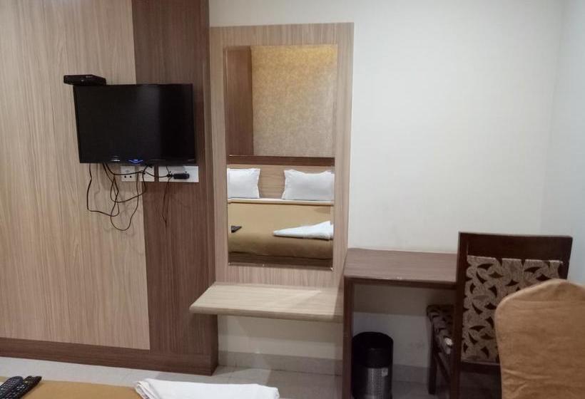 Hotel Deccan Park 15