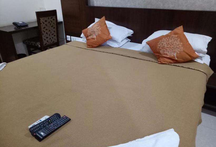 Hotel Deccan Park 16