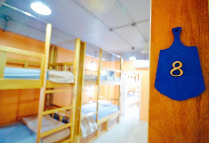 Nomad Hostel Krabi 12