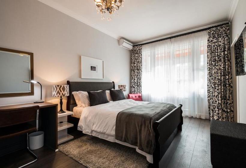 Hotel Waterstone Lodge 16