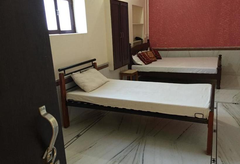 Classic Hostel Jaisalmer 1