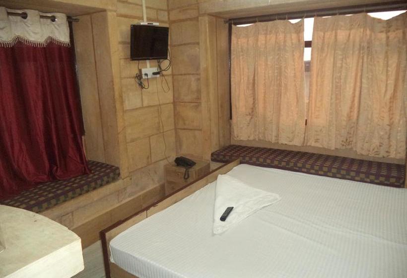 Classic Hostel Jaisalmer 9