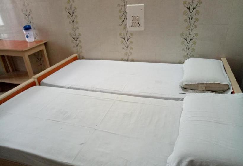 Hotel S.k.t Residency 12