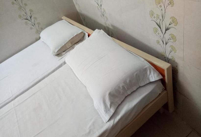 Hotel S.k.t Residency 4