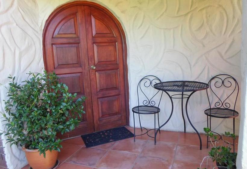 Hotel Jambar Close 12