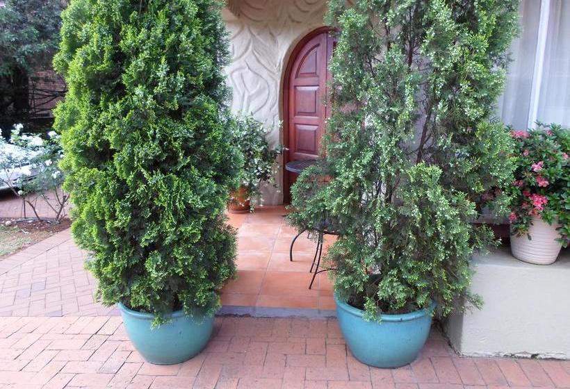 Hotel Jambar Close 13