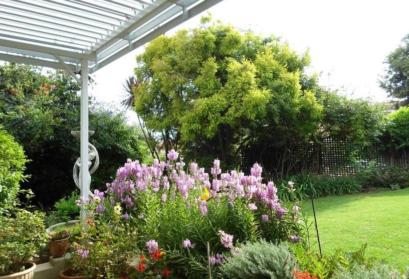 Hotel Jambar Close 15