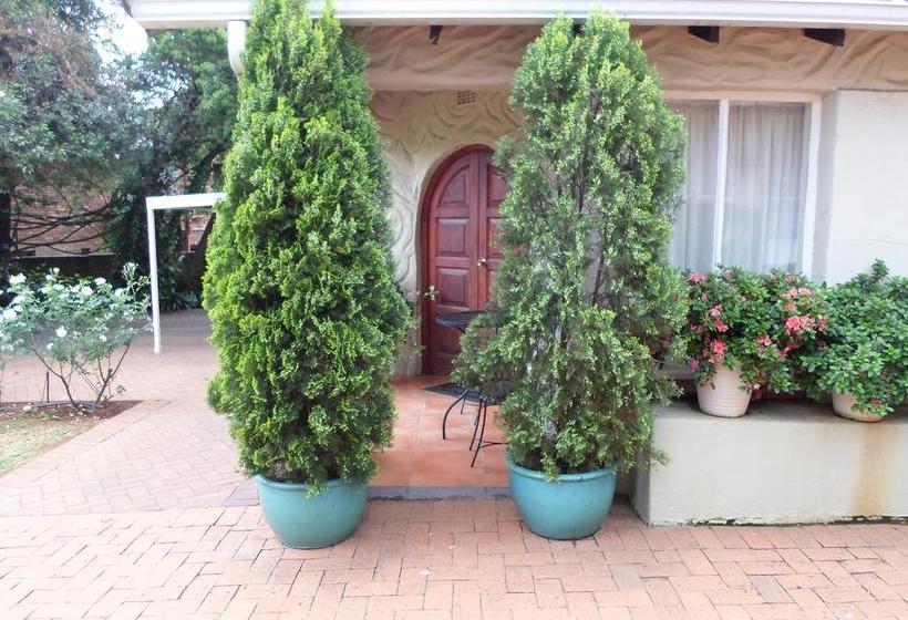 Hotel Jambar Close 16