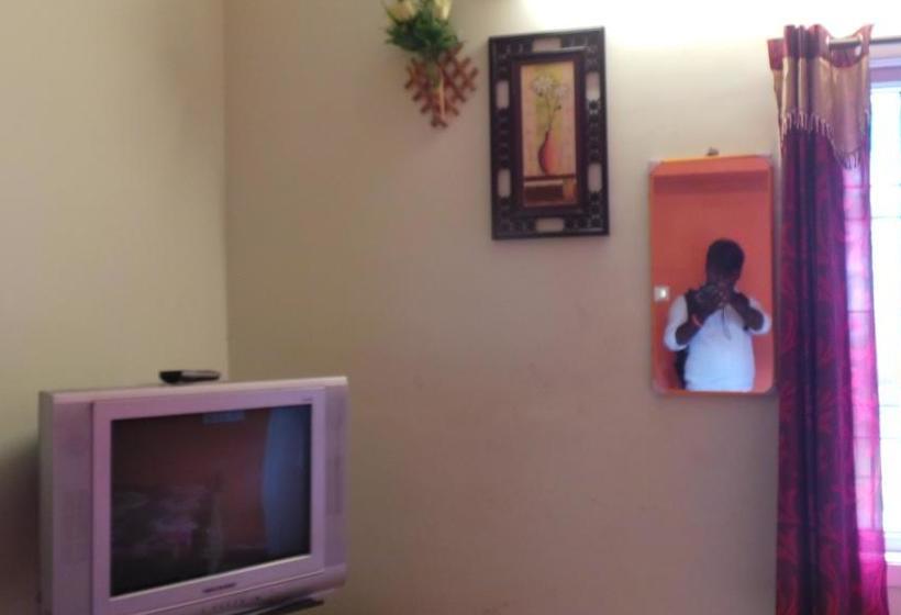 Hotel Saraswathi Holidays Tamil Nadu