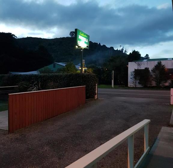 Featherston Motels And Camping 10