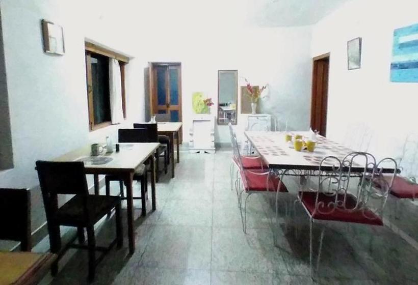 White Mushroom Hotel Rohanda 14