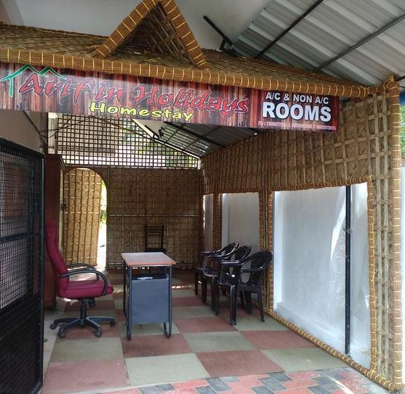 Hostel Arif In Holiday 1