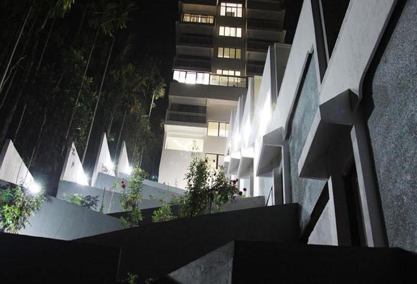 Resort Banana Boat Munnar 18