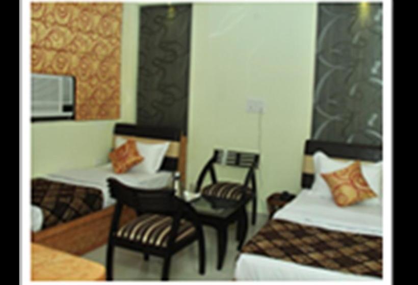 Hotel Govinda Royal 19