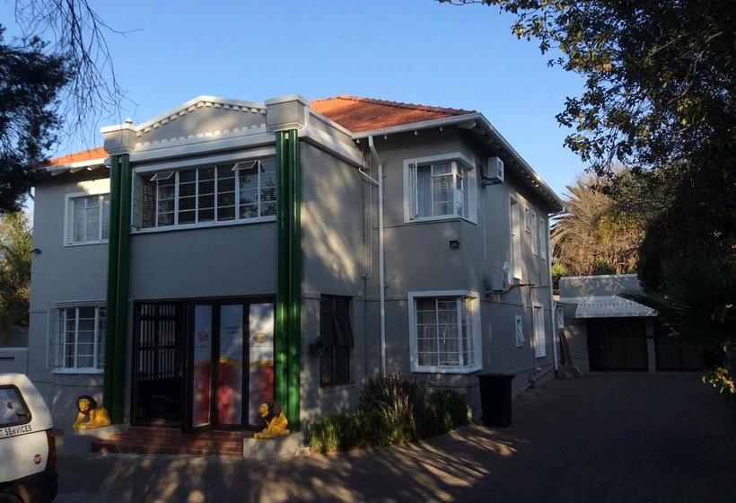 Bed and Breakfast Marathon Lodge Vip 4