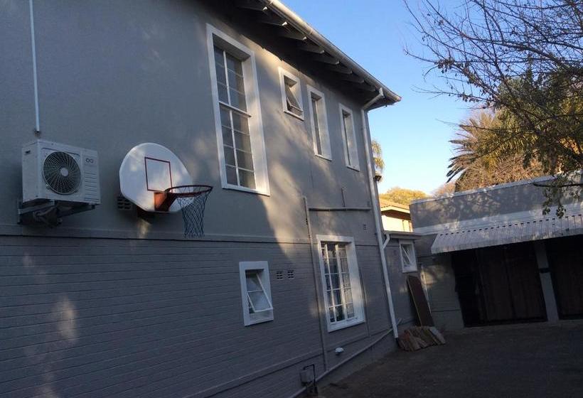 Bed and Breakfast Marathon Lodge Vip 5