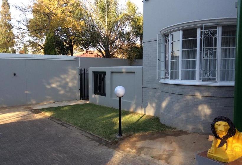 Bed and Breakfast Marathon Lodge Vip 7