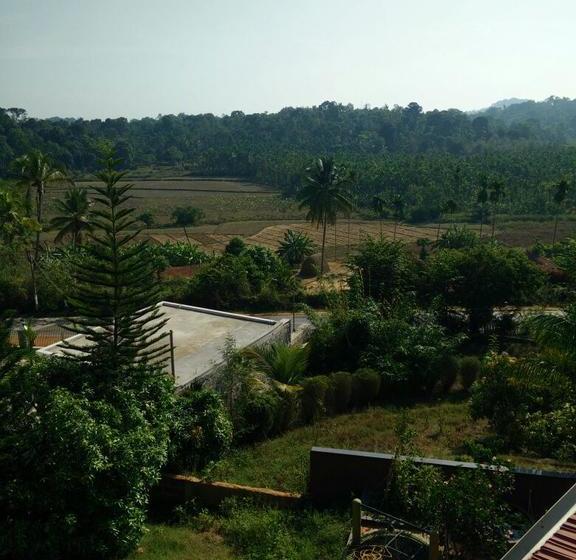 Bed and Breakfast The Green Treasurea Family Homestay In Coorg 9