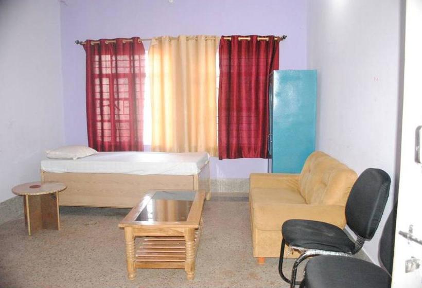 Hotel Ahilya Bai Rest House 8