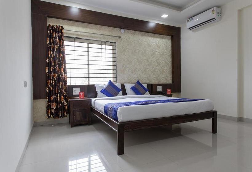 Oyo 9387 Hotel Sunlight 1