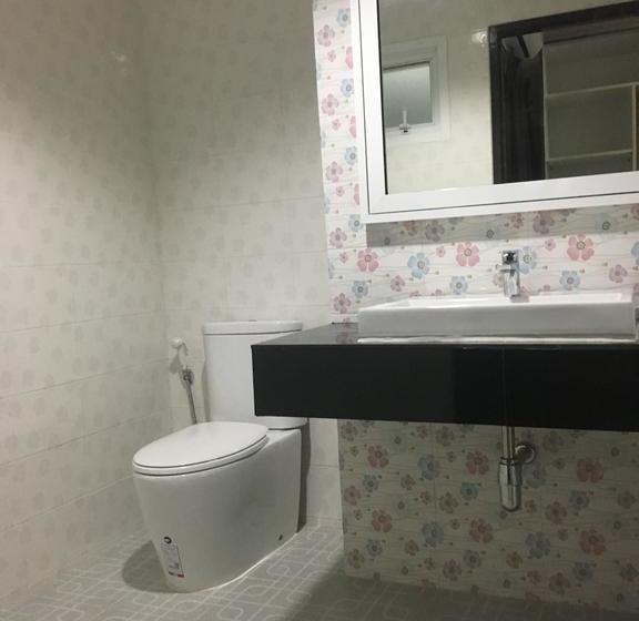 Motel Prompassorn Residence 8