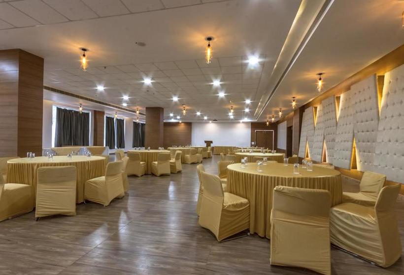 Via Lakhela Resort & Spa 11