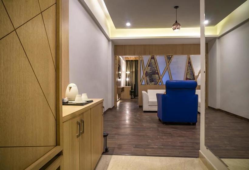 Via Lakhela Resort & Spa 5