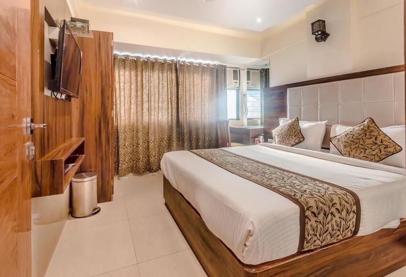 Oyo 8363 Hotel Royal Inn 10