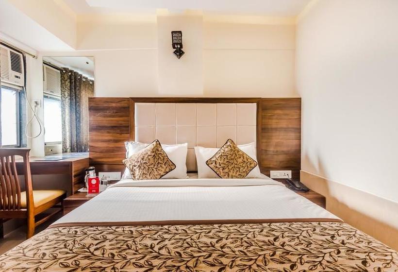 Oyo 8363 Hotel Royal Inn 12