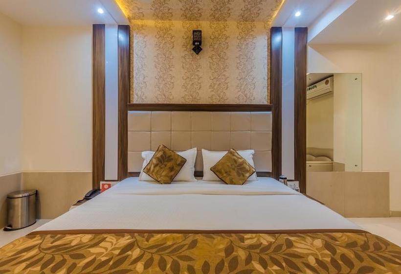 Oyo 8363 Hotel Royal Inn 17