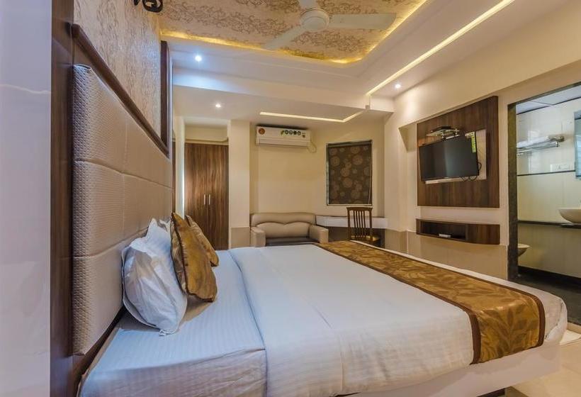 Oyo 8363 Hotel Royal Inn 18