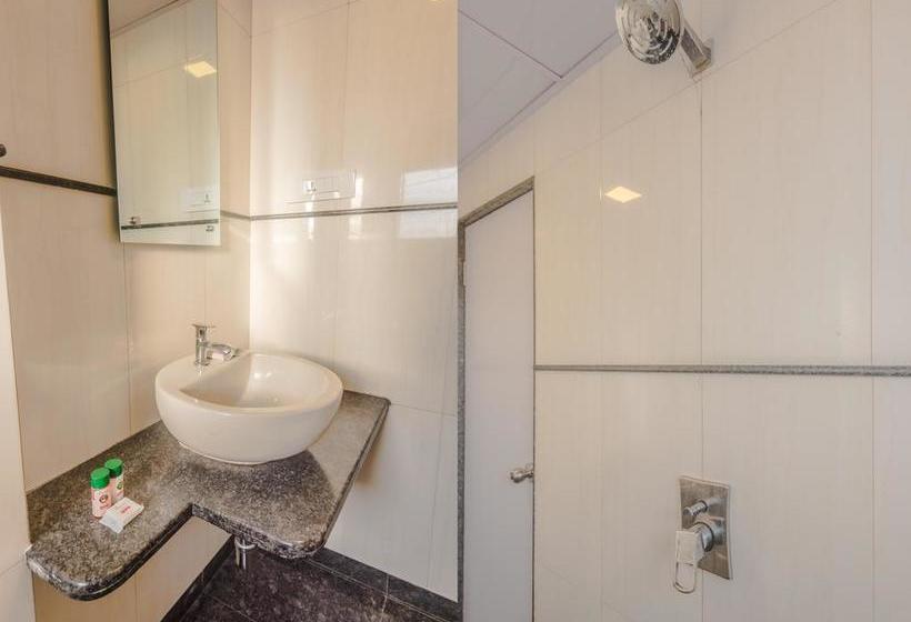 Oyo 8363 Hotel Royal Inn 9