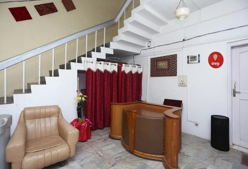 Hotel Oyo 9009 Near Railway Station 2