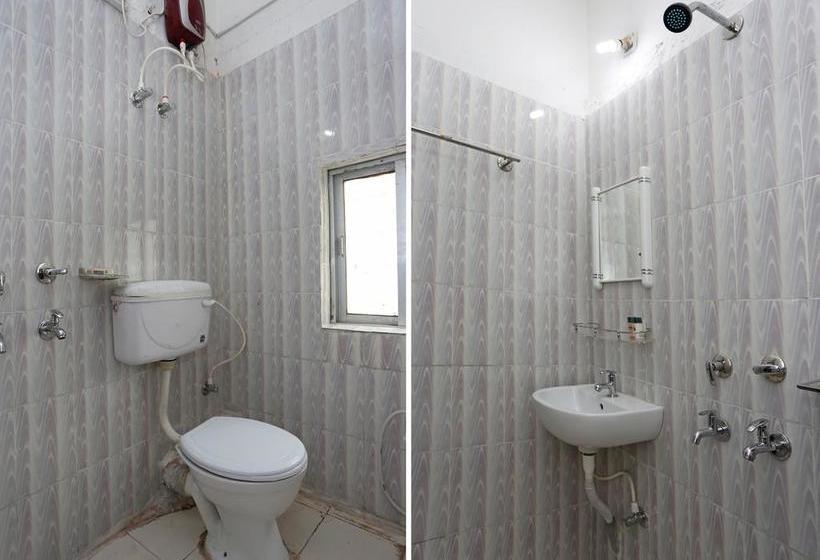 Hotel Oyo 9009 Near Railway Station 20