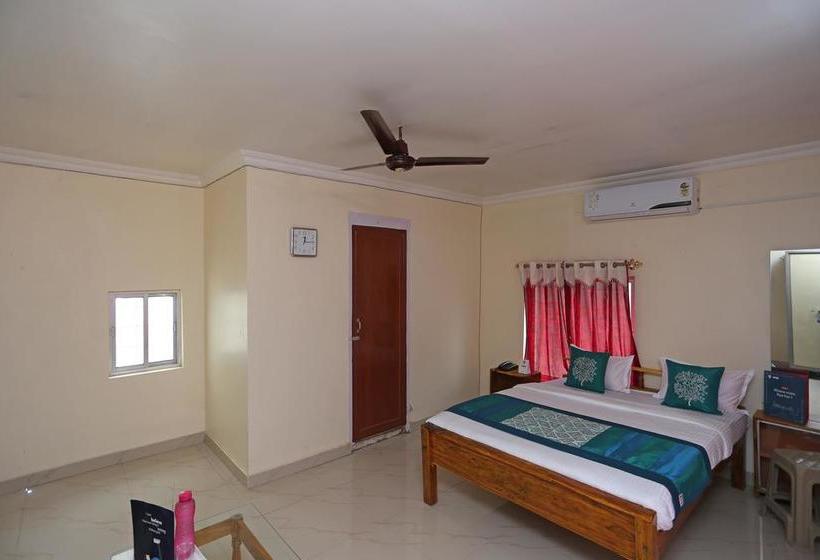 Hotel Oyo 9009 Near Railway Station 9