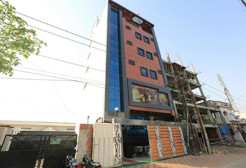 Oyo 8680 Hotel Vaishnavi Inn 1