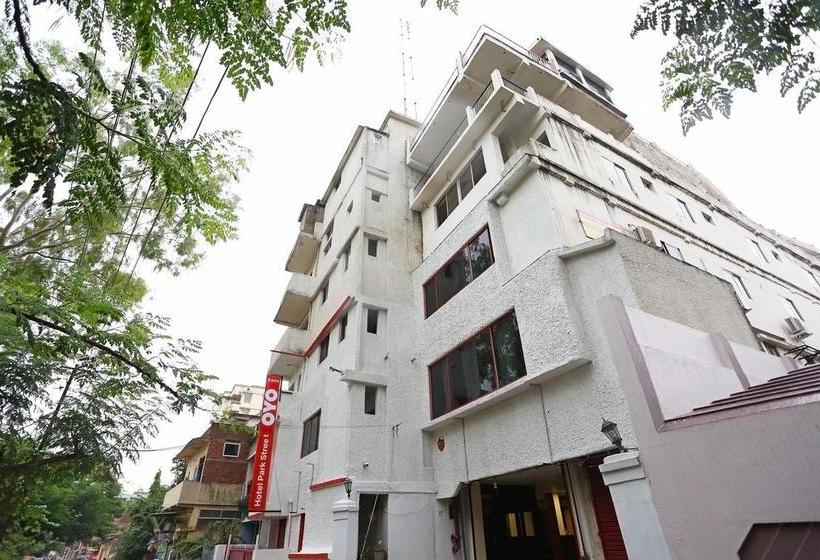 Oyo 8976 Hotel Park Street 2 1