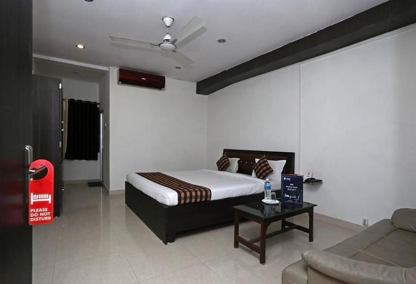 Oyo 8976 Hotel Park Street 2 12