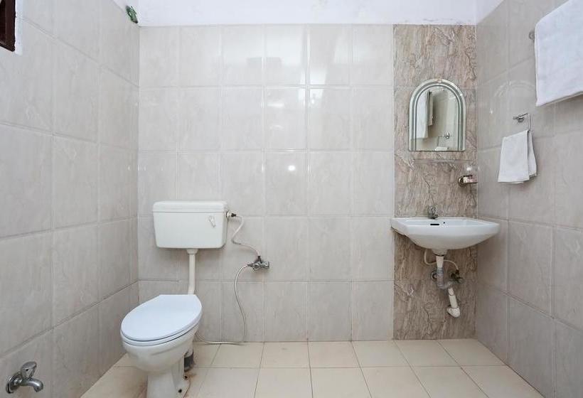 Oyo 8976 Hotel Park Street 2 18