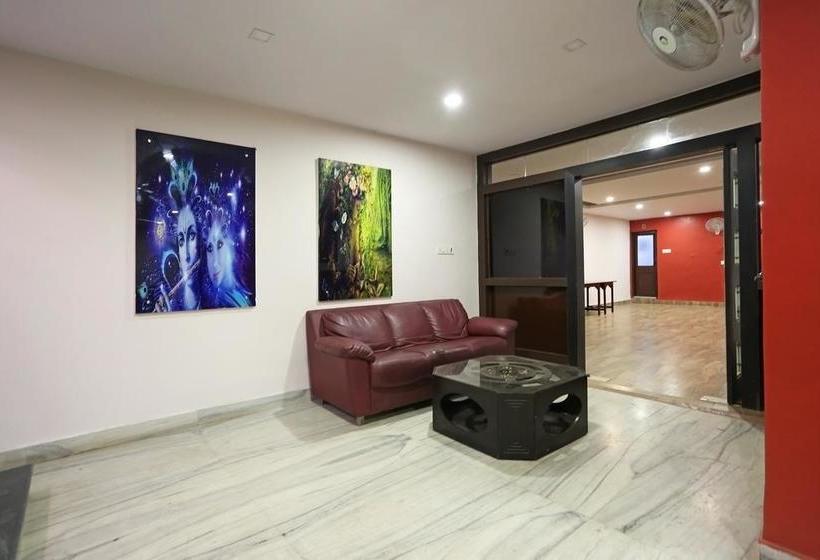 Oyo 8976 Hotel Park Street 2 19