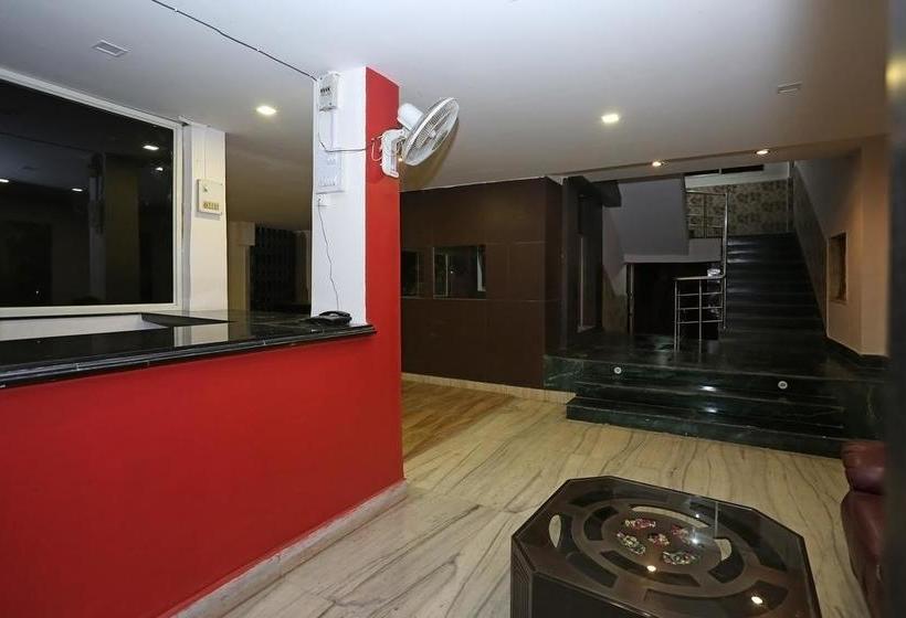 Oyo 8976 Hotel Park Street 2 20