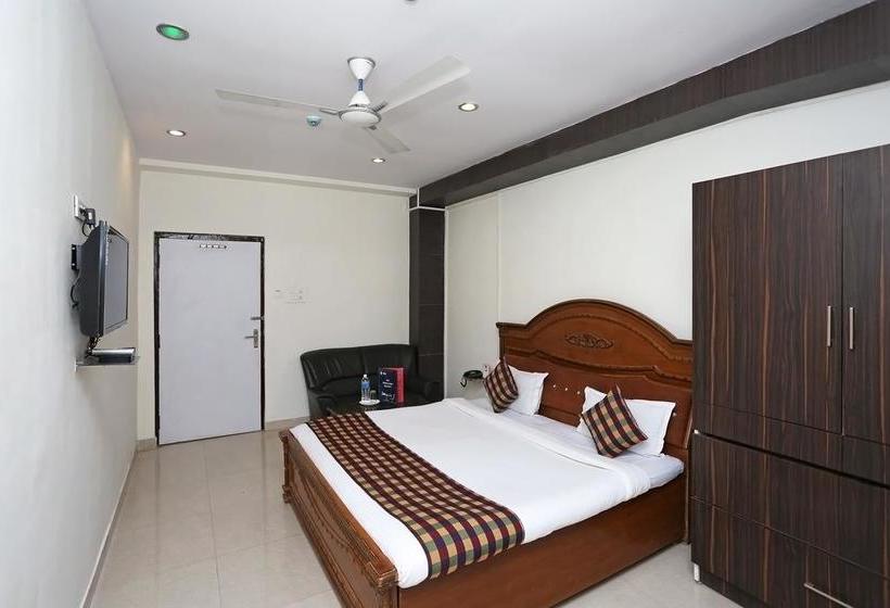 Oyo 8976 Hotel Park Street 2 3