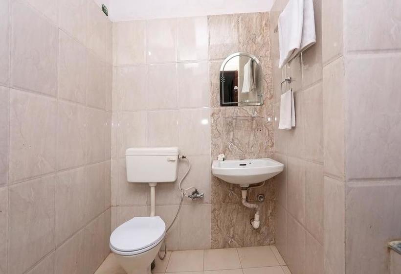 Oyo 8976 Hotel Park Street 2 7