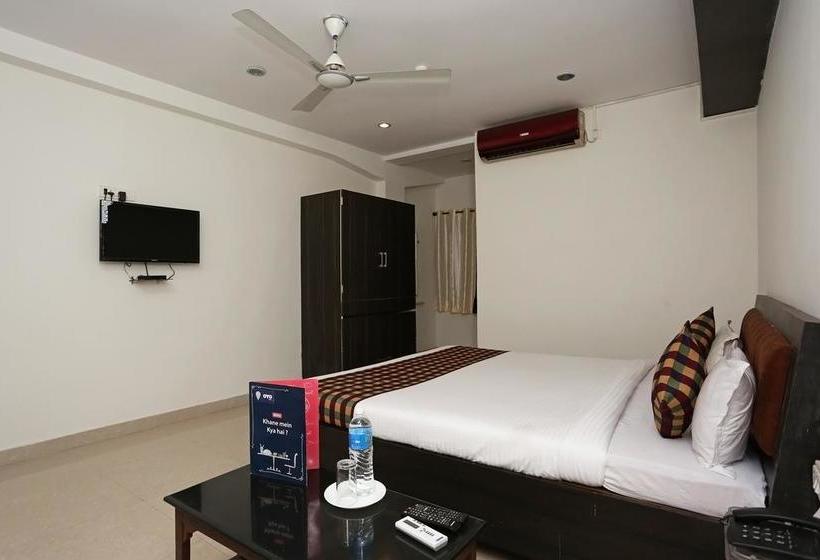 Oyo 8976 Hotel Park Street 2 8