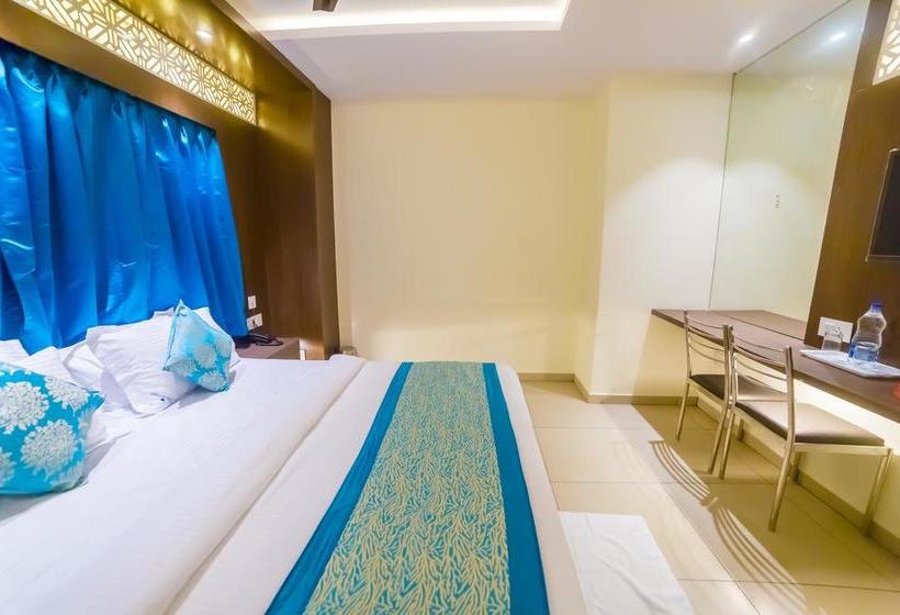 Hotel Oyo 9053 Capital Residency 12